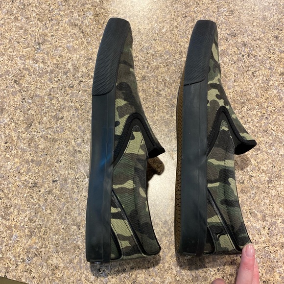 Hurley Kayo Slip on Sneaker Shoe Camo and Black 11 M - Picture 16 of 17